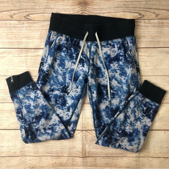 lululemon athletica Pants - Lululemon Joggers